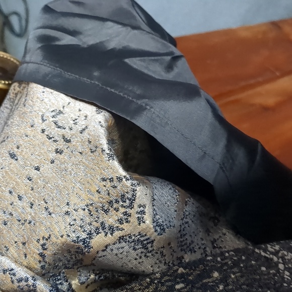 RW & Co* sleeveless round neck metallic snake print mid length dress size 12 - Picture 10 of 11